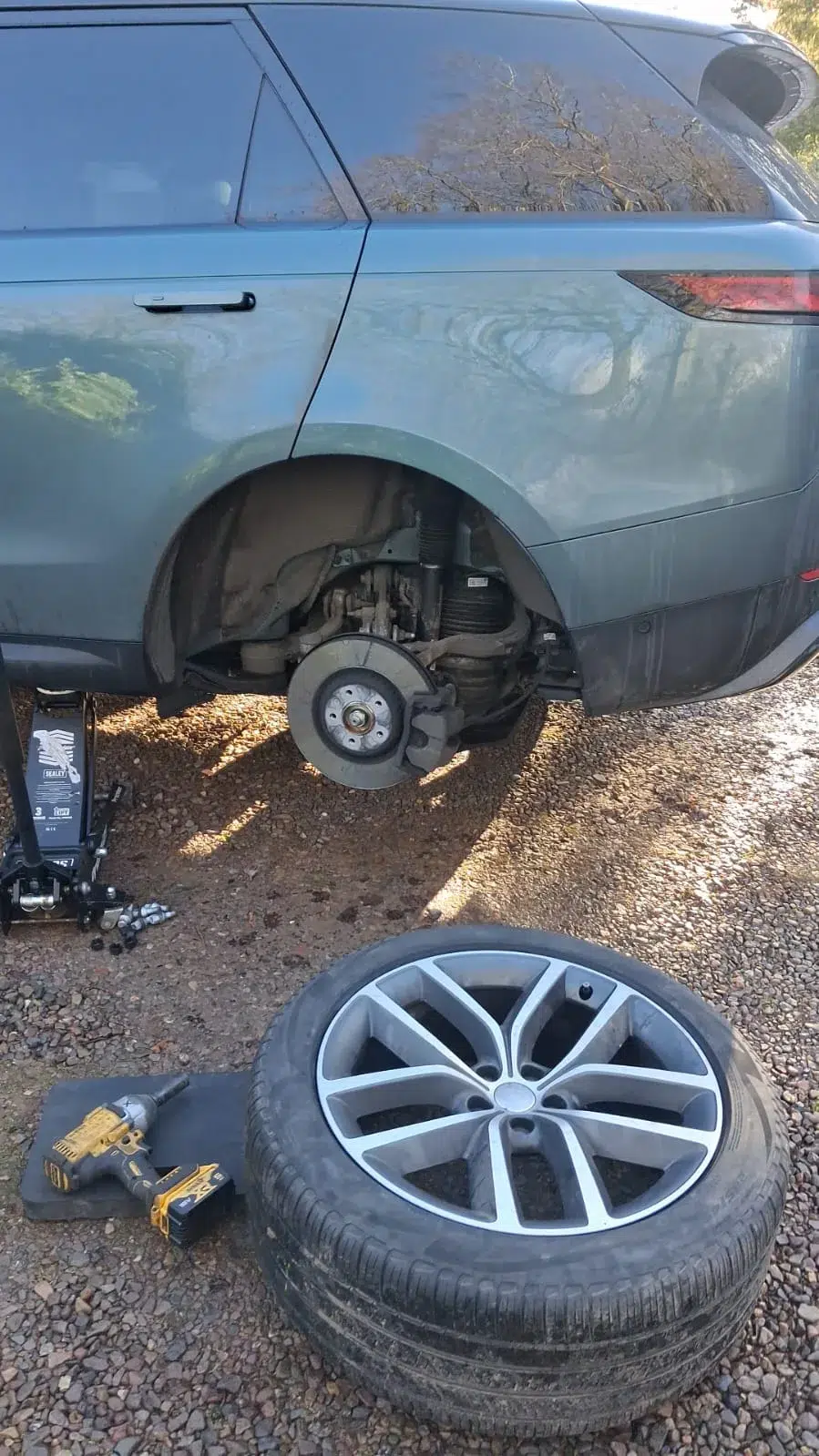 SFR Motors Ltd | Mobile Tyre Fitters